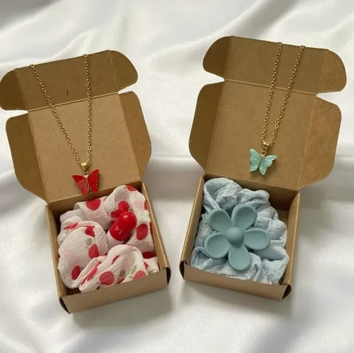 MINI CAJA DE REGALOS 1 (Negro)